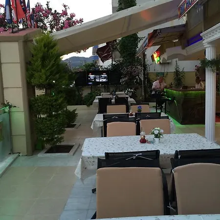 Dm Hotell *