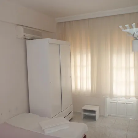 Dm מלון מרמריס