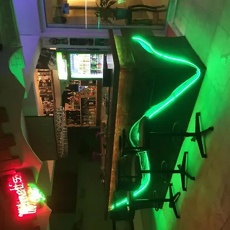 מלון Dm מרמריס